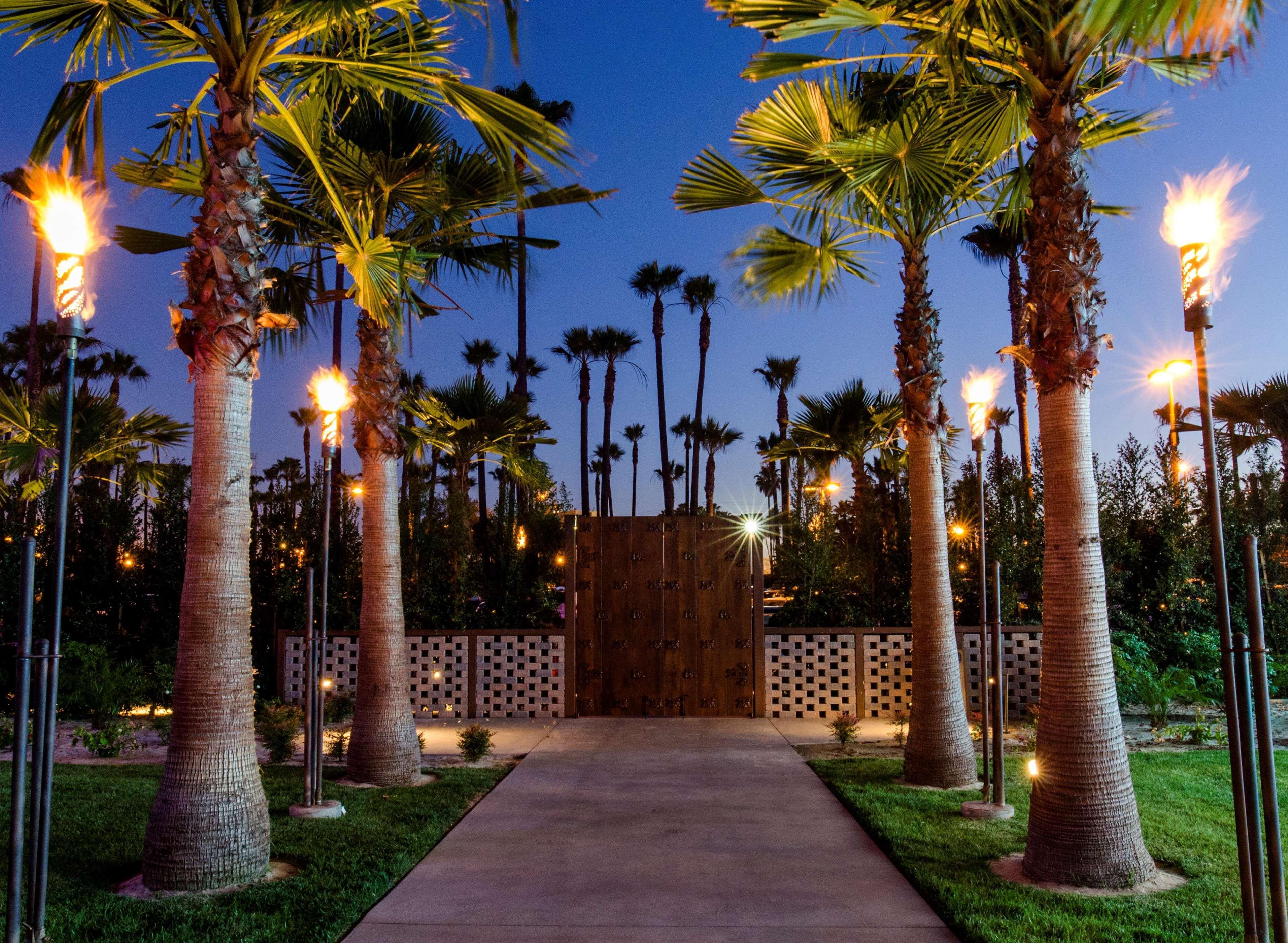 Hotel Maya - A Doubletree By Hilton Hotel Long Beach Zewnętrze zdjęcie